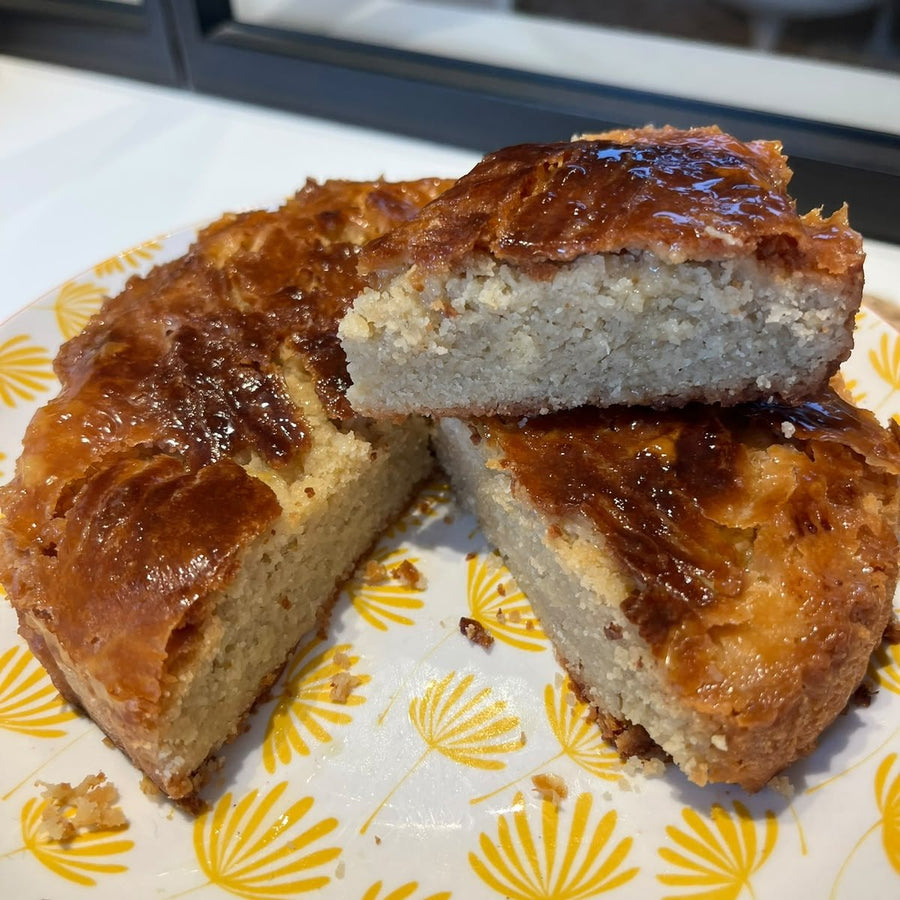 Gâteau breton tranché, mie visible, photo cliente